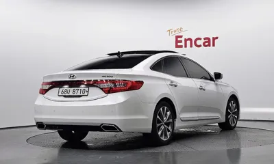 Hyundai Grandeur 2015, 130687 км, за 4825.49 USD