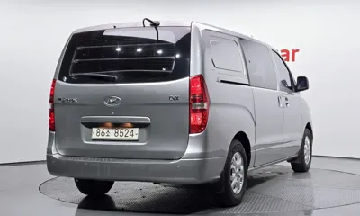 Hyundai Starex 2015, 122866 км, за 5376.13 USD