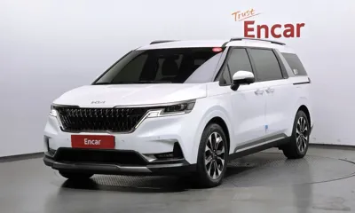 Kia Canival · 2023 год