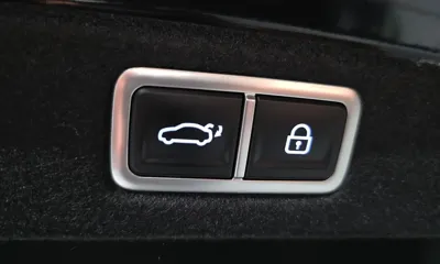Hyundai Grandeur 2023, 53489 км, за 22736.17 USD - фото 34