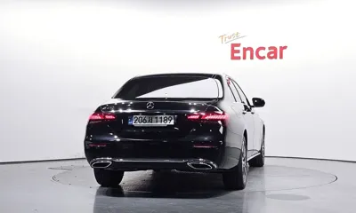 Mercedes-Benz E-Class 2021, 23570 км, за 20511.81 USD