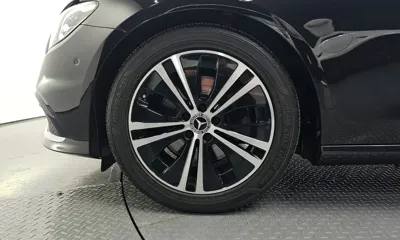 Mercedes-Benz E-Class 2021, 23570 км, за 20511.81 USD