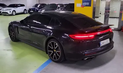 Porsche Panamera 2017, 129314 км, за 44800.4 USD