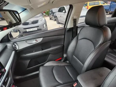 Kia K3 2022, 73817 км, за 9953.17 USD - фото 9