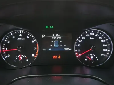Kia K3 2022, 73817 км, за 9953.17 USD - фото 17