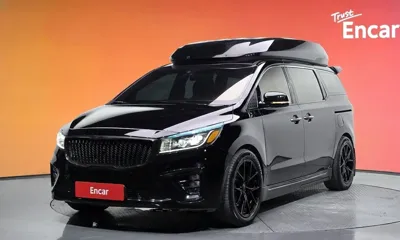Kia Canival · 2019 год