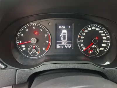 Volkswagen Sharan 2016, 80300 км, за 11066.94 USD - фото 14