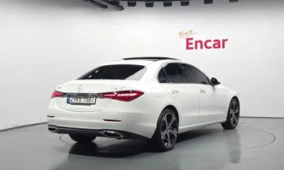 Mercedes-Benz C-Class 2023, 35065 км, за 28113.49 USD