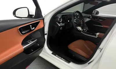 Mercedes-Benz C-Class 2023, 35065 км, за 28113.49 USD - фото 10