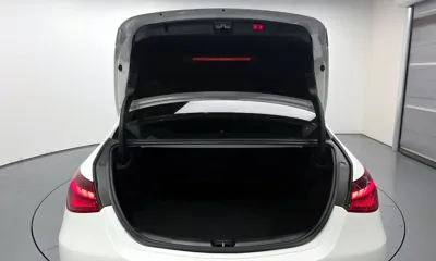 Mercedes-Benz C-Class 2023, 35065 км, за 28113.49 USD - фото 20
