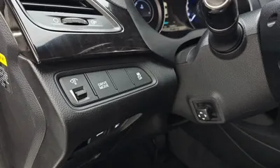 Hyundai Grandeur 2015, 102880 км, за 6123.78 USD - фото 16