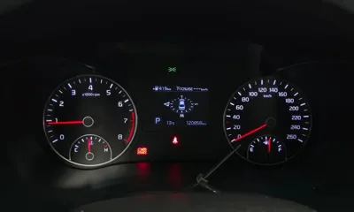 Kia K5 2019, 120858 км, за 6958.12 USD - фото 8