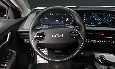 Kia EV6 2024, 60261 км, за 21530.79 USD - фото 14