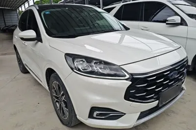 Ford Escape 2020, 90800 км, за 11333 USD