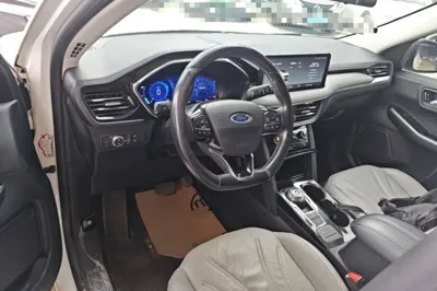 Ford Escape 2020, 90800 км, за 11333 USD - фото 12