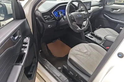 Ford Escape 2020, 90800 км, за 11333 USD - фото 18