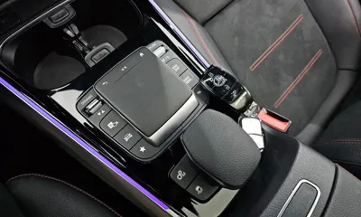 Mercedes-Benz GLA-Class 2021, 47193 км, за 26098.44 USD - фото 18