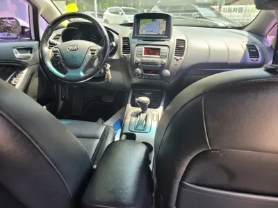 Kia K3 2013, 120000 км, за 2816.07 USD - фото 10