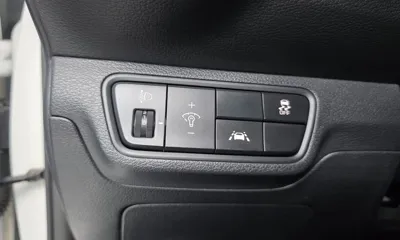 Kia K3 2019, 66433 км, за 8078.18 USD - фото 12