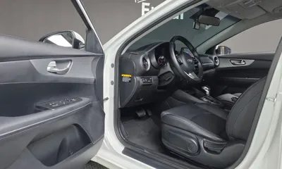 Kia K3 2019, 66433 км, за 8078.18 USD - фото 26