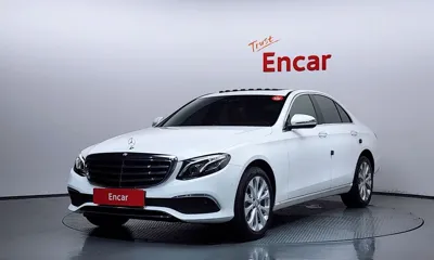 Mercedes-Benz E-Class · 2017 год