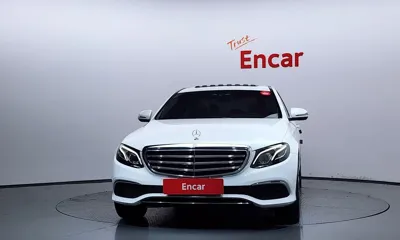 Mercedes-Benz E-Class 2017, 141357 км, за 14476.48 USD