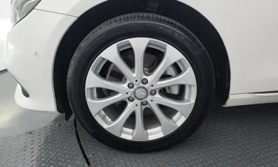 Mercedes-Benz E-Class 2017, 141357 км, за 14476.48 USD