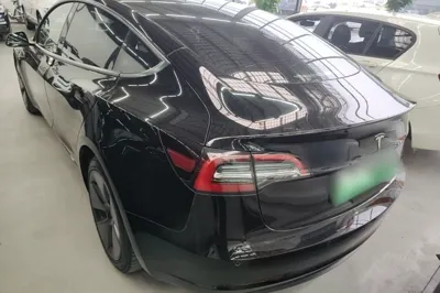 Tesla Model 3 2021, 90200 км, за 19653 USD
