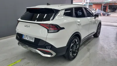 Kia Sportage 2023, 93156 км, за 14136.82 USD
