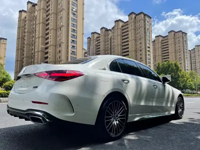 Mercedes-Benz C-Class 2024, 13000 км, за 30634.5 USD