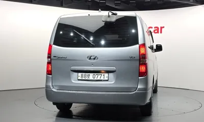 Hyundai Starex 2018, 245433 км, за 4488.68 USD