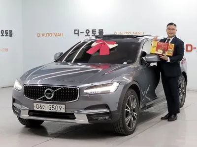 Volvo V90 · 2018 год