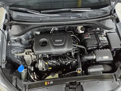 Hyundai Avante 2016, 90914 км, за 6544.16 USD - фото 6