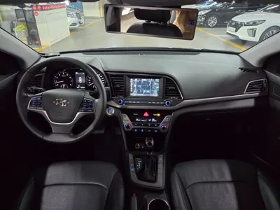 Hyundai Avante 2016, 90914 км, за 6544.16 USD - фото 7