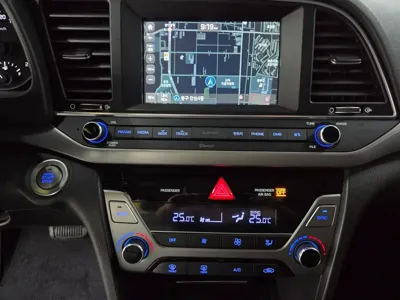Hyundai Avante 2016, 90914 км, за 6544.16 USD - фото 17