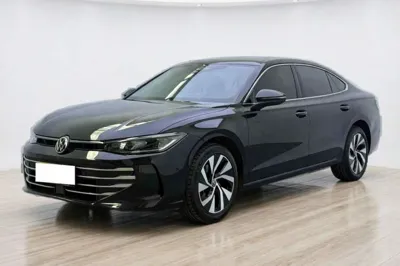 Volkswagen Passat · 2025 год
