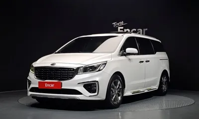 Kia Canival · 2019 год