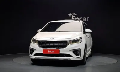 Kia Canival 2019, 140427 км, за 8131.68 USD