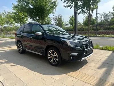 Subaru Forester 2023, 33000 км, за 28728.91 USD