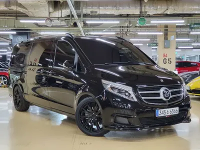 Mercedes-Benz V-Class · 2015 год