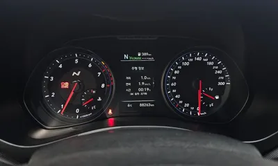 Hyundai Veloster 2019, 88263 км, за 10043.32 USD - фото 8