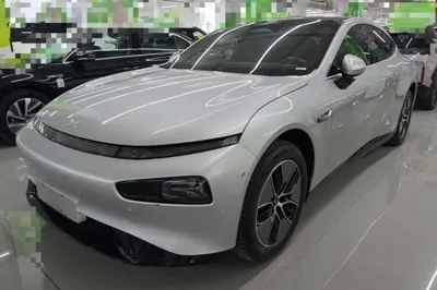 Xpeng P7 · 2024 год