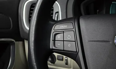 Volvo V40 2014, 301101 км, за 2240.88 USD - фото 18