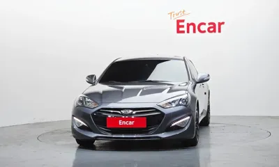 Hyundai Genesis 2015, 167375 км, за 4423.63 USD