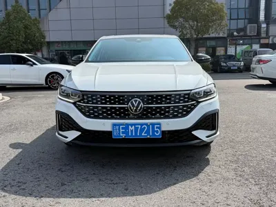 Volkswagen Lavida 2024, 29000 км, за 11594.83 USD