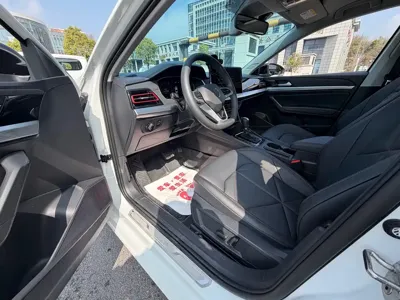 Volkswagen Lavida 2024, 29000 км, за 11594.83 USD