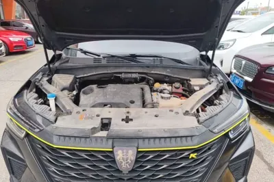 Roewe RX5 New Energy 2021, 40199 км, за 9095 USD - фото 24