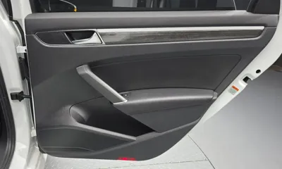 Volkswagen Passat 2018, 113915 км, за 5288.21 USD - фото 29