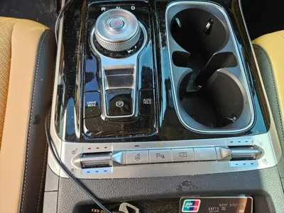 Kia Canival 2023, 52000 км, за 9809.63 USD - фото 15