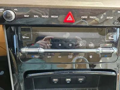 Kia Canival 2023, 52000 км, за 9809.63 USD - фото 19